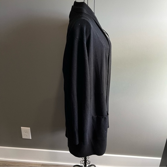Chelsea & Theodore Black Open Lightweight Cardigan Sweater - Picture 4 of 9